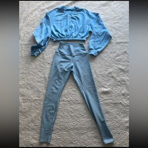 Alo Yoga High-Waist Airlift Legging & Devotion Cropped Crew Size Small